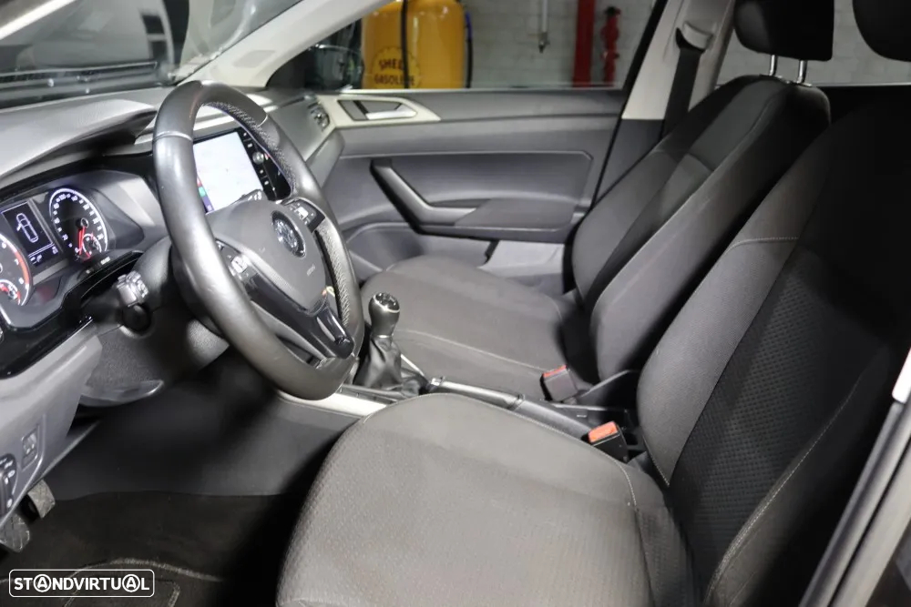 VW Polo 1.0 Confortline Nav - 9
