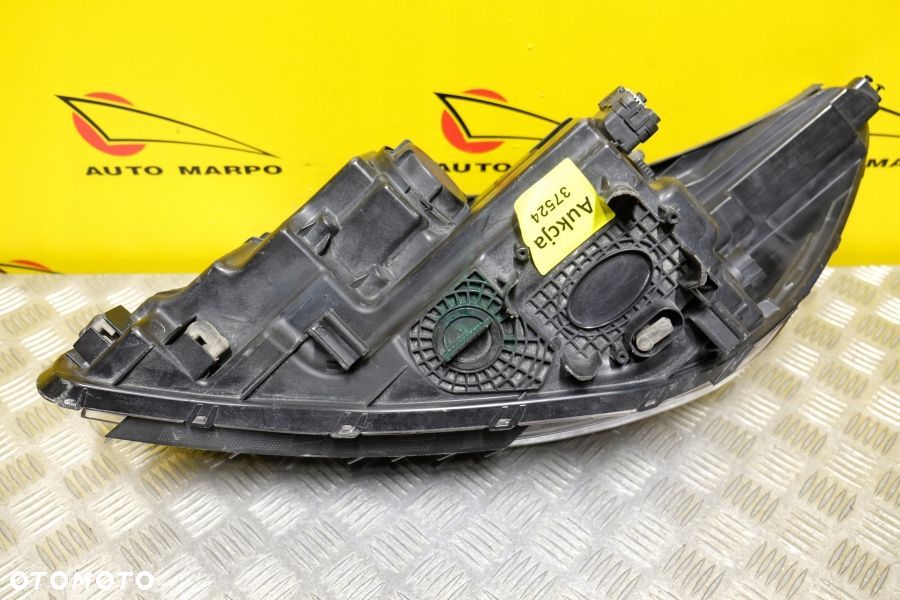 KIA SORENTO 2015- REFLEKTOR LAMPA ZWYKŁA SOCZEWKOWA Z LED R EU - 10