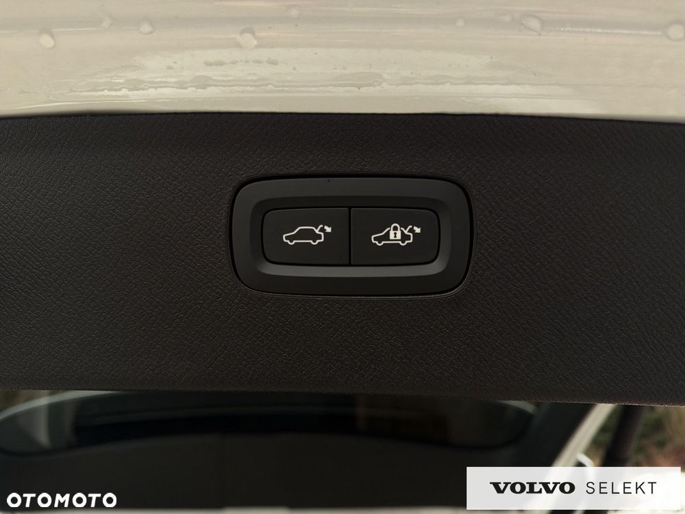 Volvo XC 90 - 36