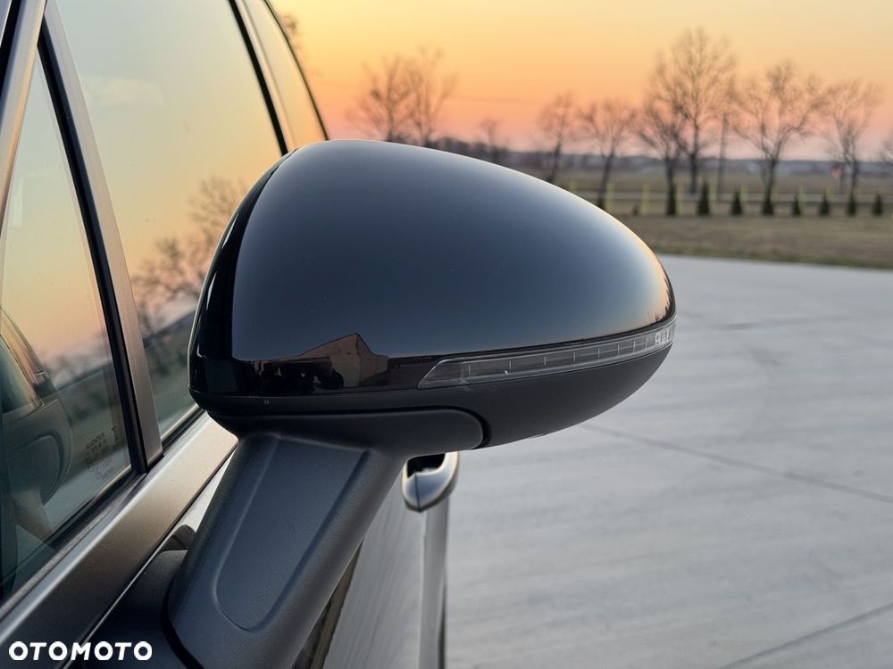 Porsche Macan Standard - 21