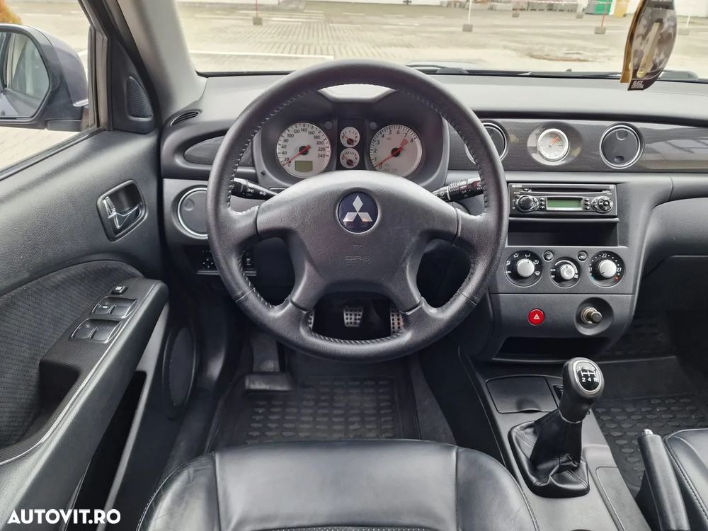 Mitsubishi Outlander 2.0 Turbo 4WD - 5