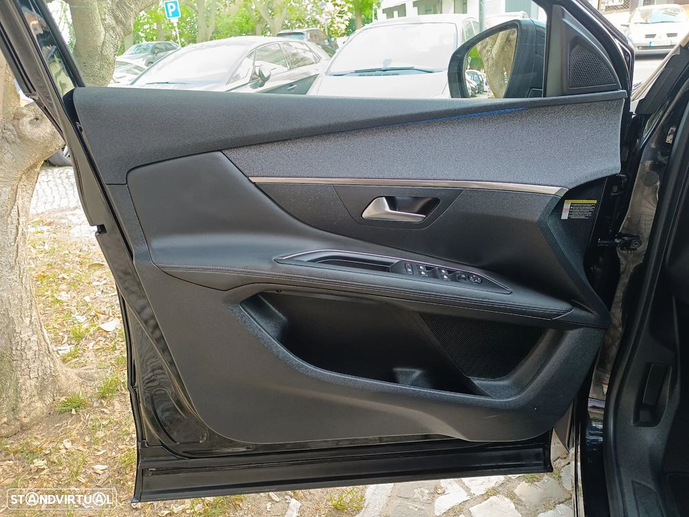 Peugeot 3008 1.2 PureTech Allure Pack EAT8 - 10