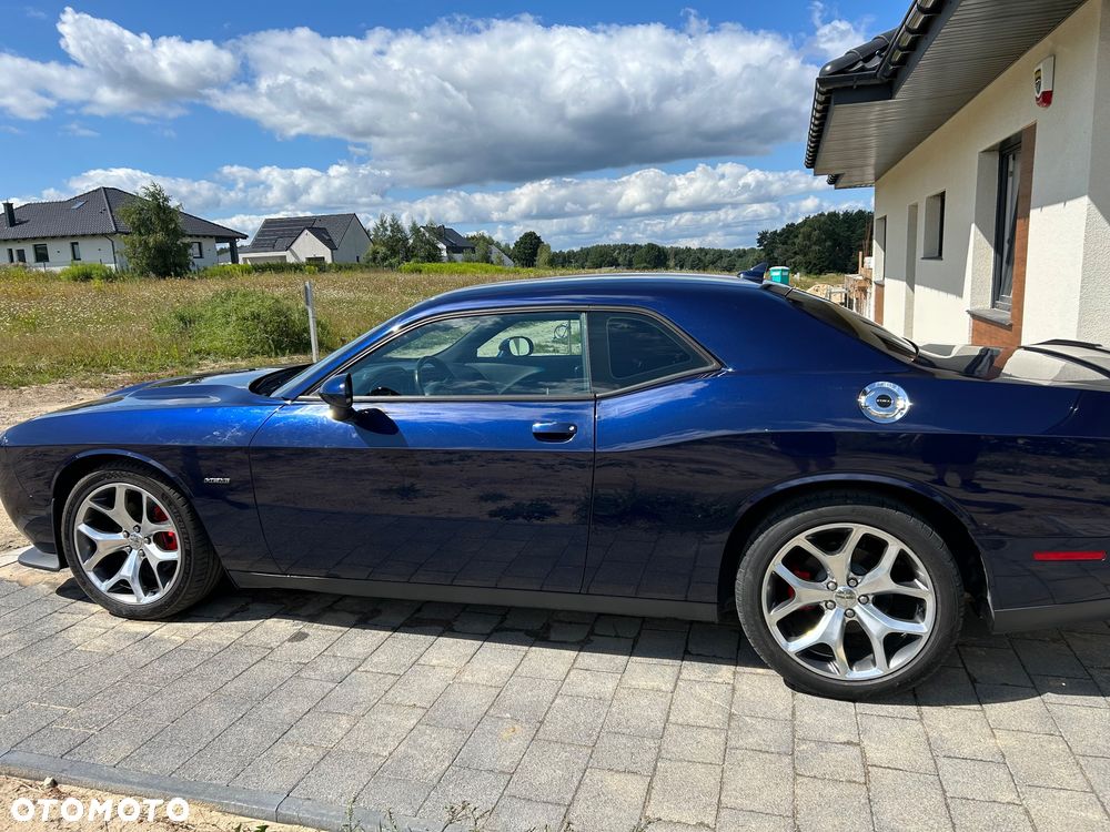 Dodge Challenger - 3