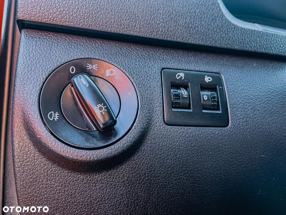 Volkswagen Caddy Maxi 2.0 TDI DSG - 21