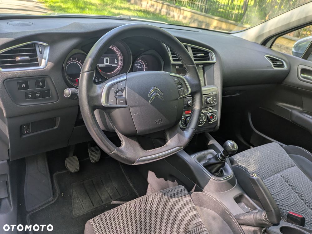 Citroën C4 HDi 115 Exclusive - 14