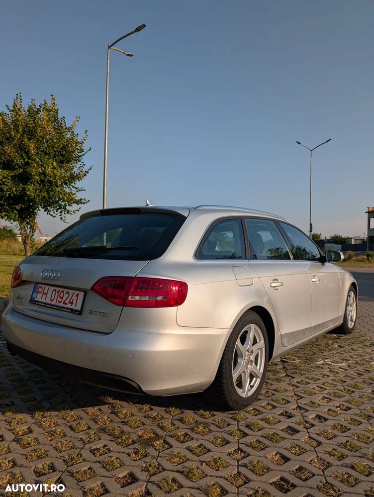 Audi A4 Limuzina 2.0 TDI B8 - 12