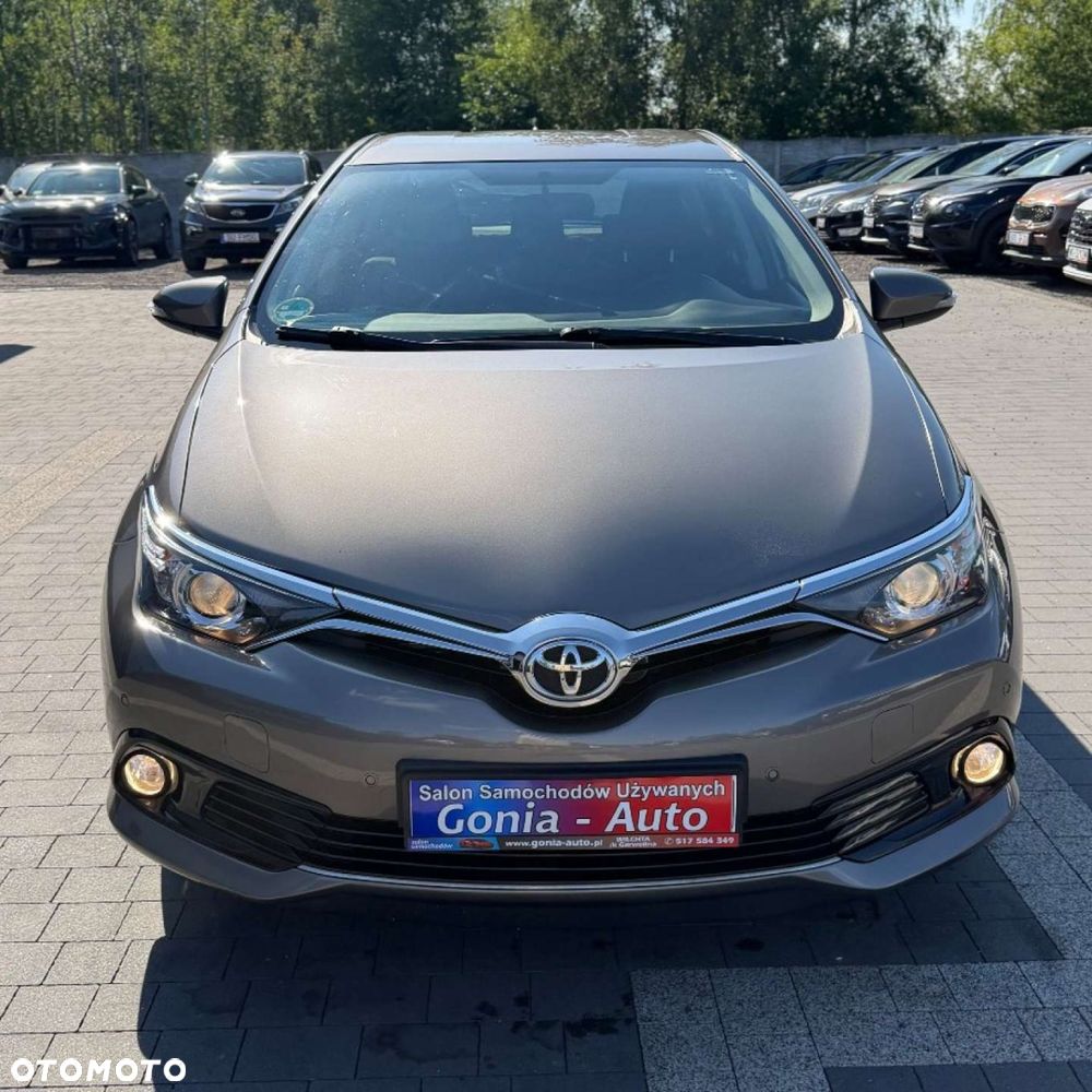 Toyota Auris - 5