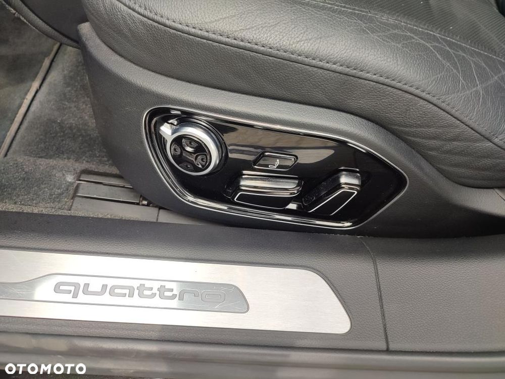 Audi A8 3.0 TDI DPF quattro tiptronic - 26
