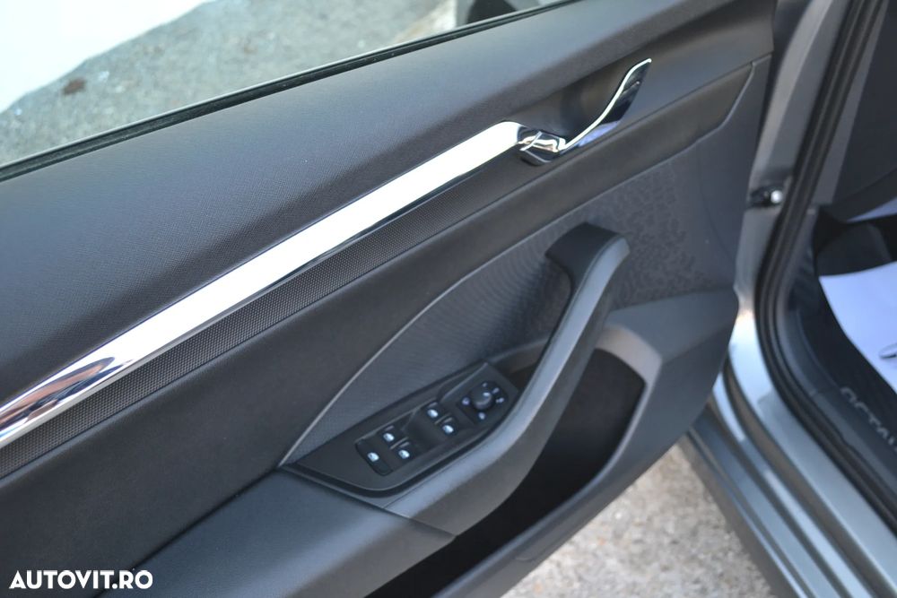 Skoda Octavia 2.0 TDI DSG Style - 7