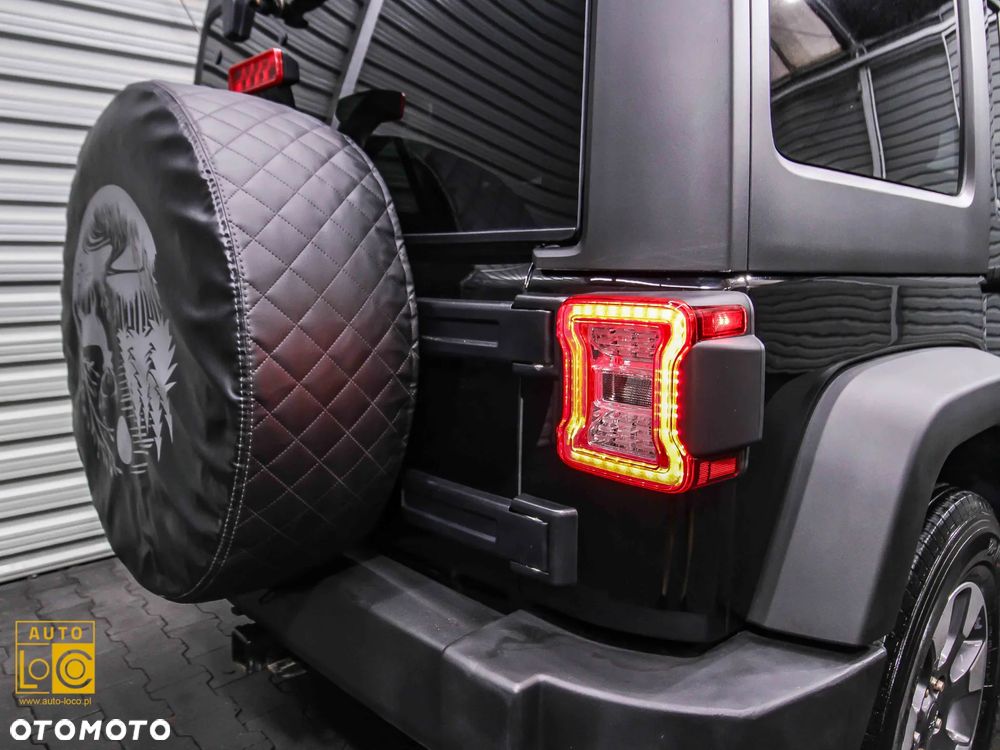 Jeep Wrangler 3.6 Unlim Night Eagle - 26