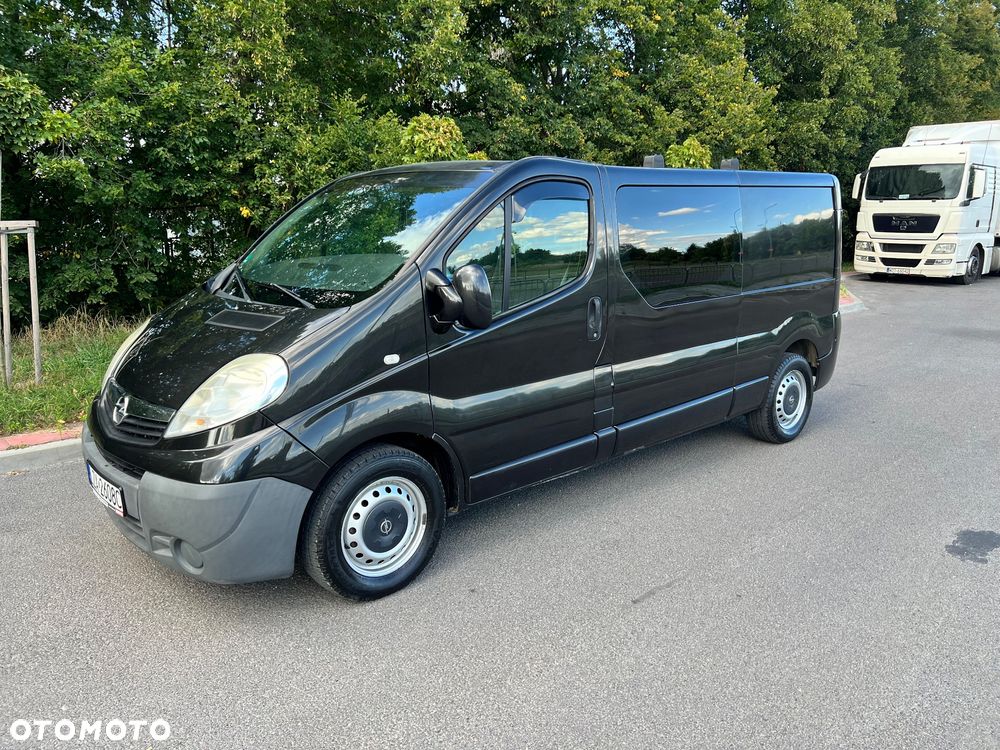 Opel Vivaro - 1