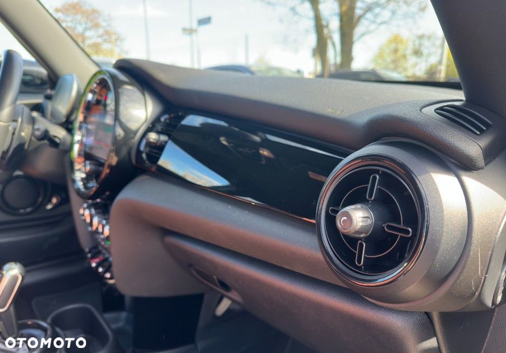 MINI John Cooper Works - 16