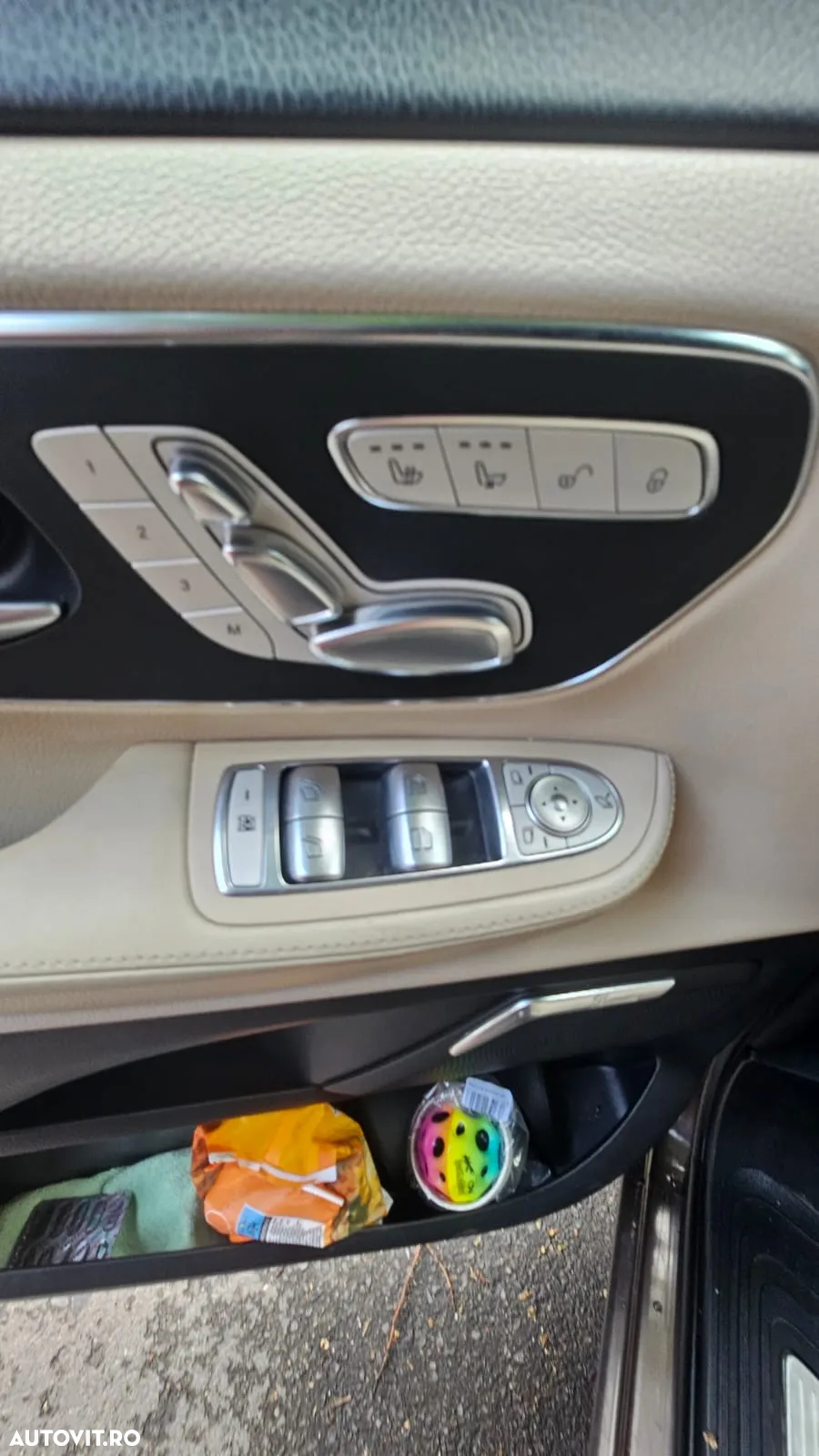 Mercedes-Benz V - 21