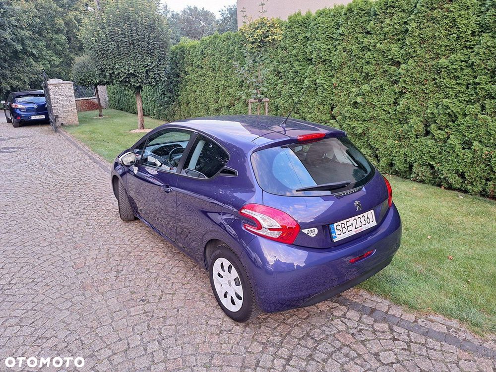 Peugeot 208 - 26