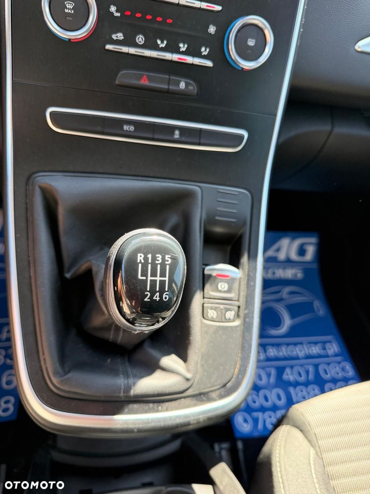 Renault Scenic BLUE dCi 120 BOSE EDITION - 24