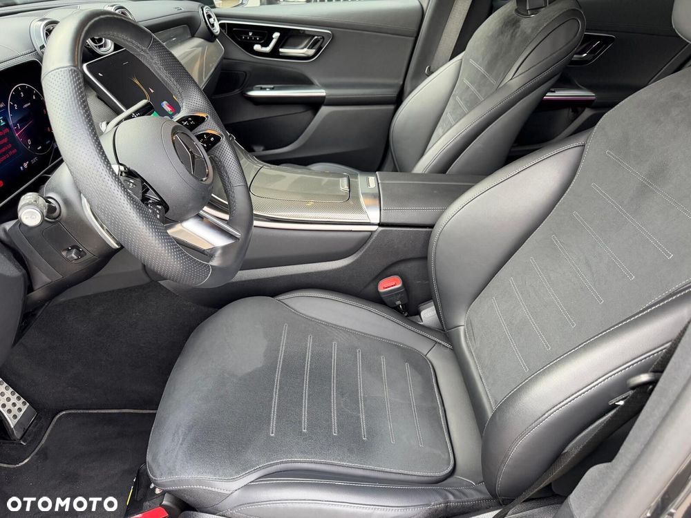 Mercedes-Benz GLC 220 d mHEV 4-Matic AMG Line - 11