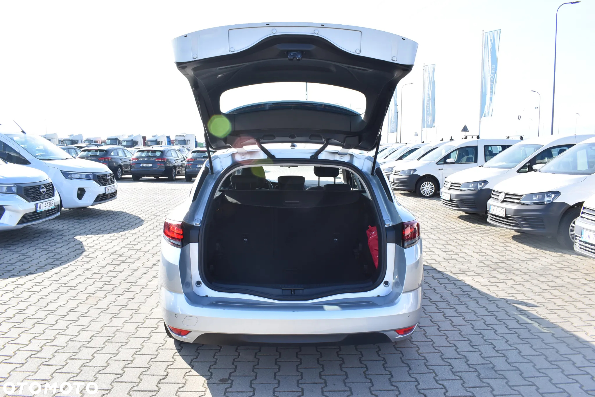 Renault Megane 1.3 TCe FAP Zen - 13