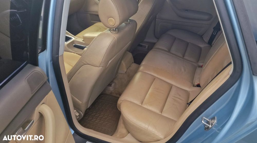 Audi A4 Limuzina 2.0 TDI - 15