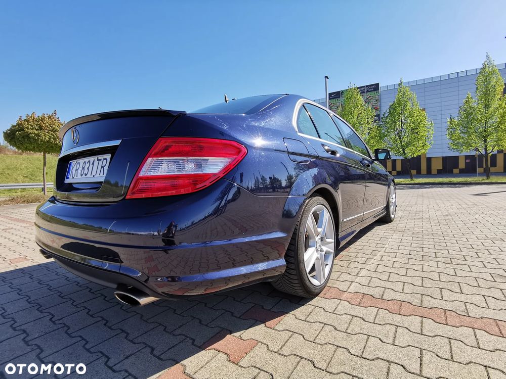 Mercedes-Benz Klasa C 300 4Matic 7G-TRONIC Avantgarde - 9