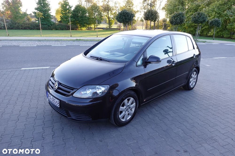 Volkswagen Golf Plus - 1