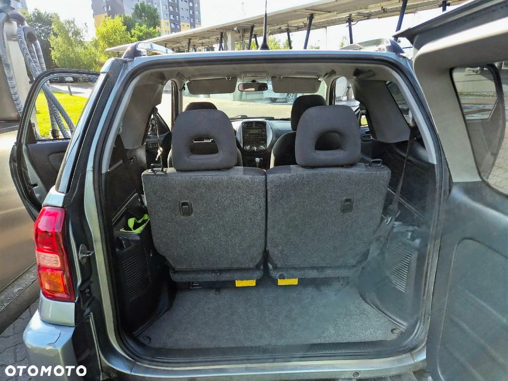 Toyota RAV4 2.0 VVT-i Luna - 15