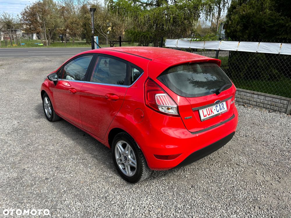 Ford Fiesta 1.0 EcoBoost S&S TITANIUM X - 4