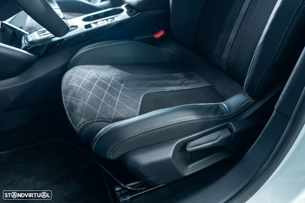 Peugeot 208 PureTech 100 EAT8 GT Pack - 7