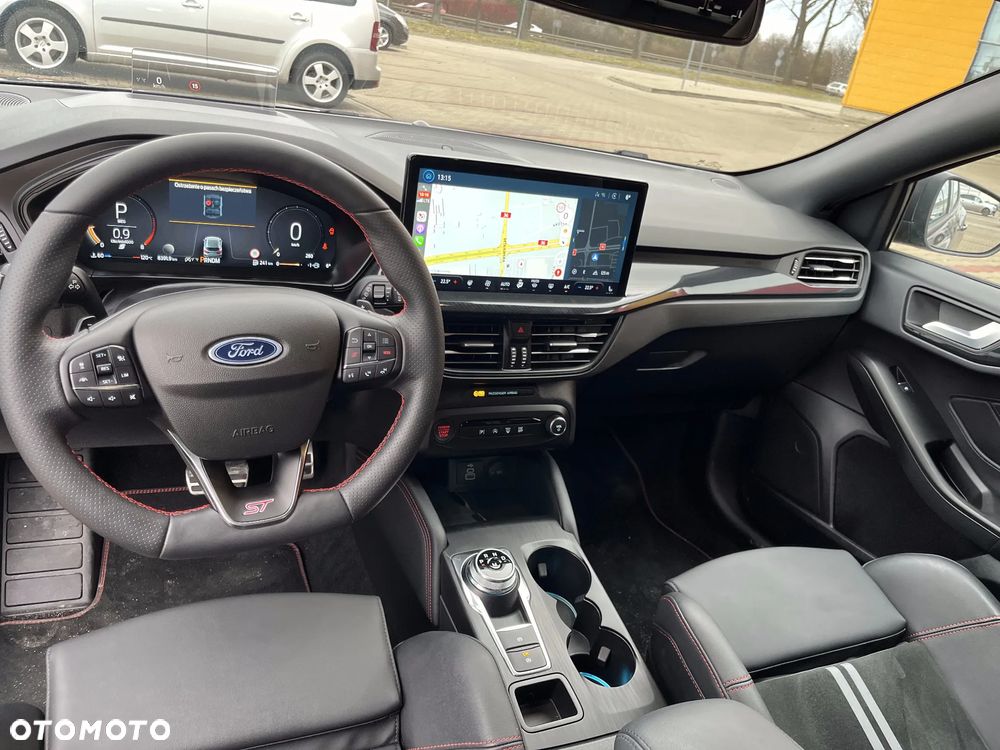 Ford Focus 2.3 EcoBoost ST - 13