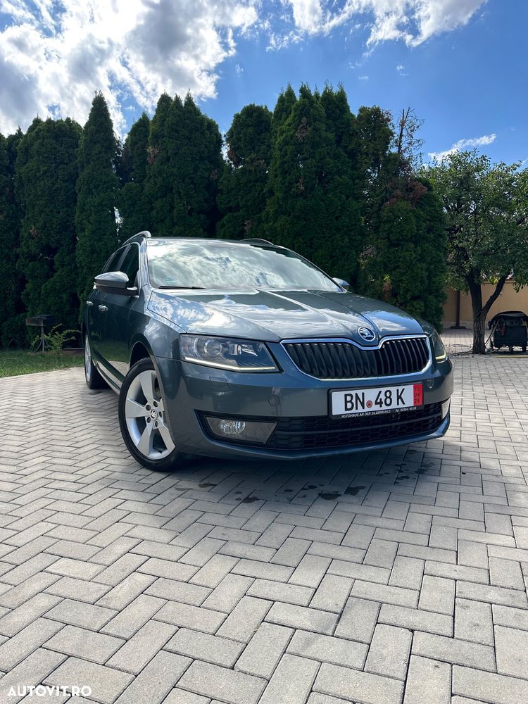 Skoda Octavia 2.0 TDI Premium Edition - 10
