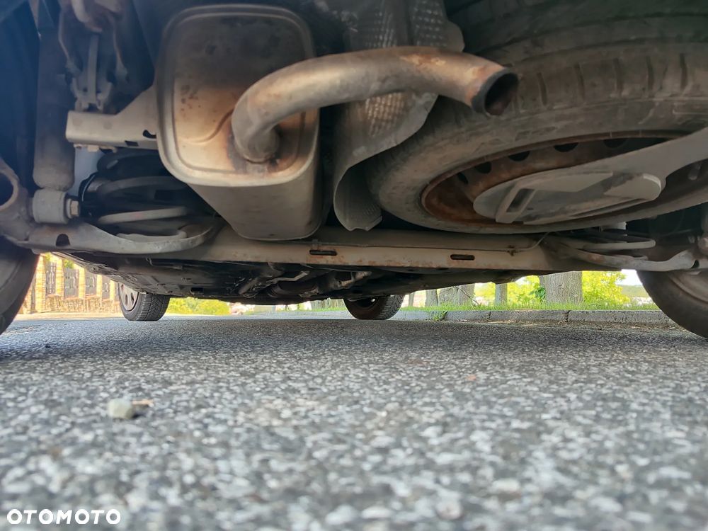 Renault Clio 1.2 16V Wind - 22