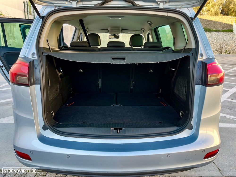 Opel Zafira 1.6 CDTi Executive - 31