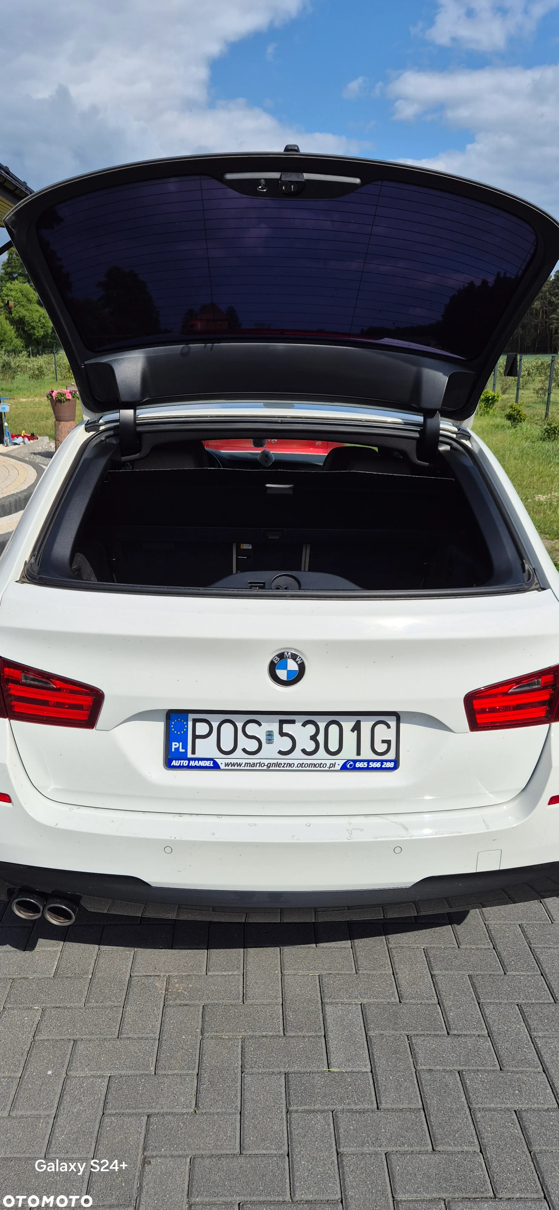 BMW Seria 5 525d xDrive - 13
