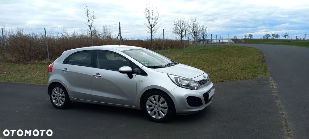 Kia Rio 1.4 Dream-Team Edition - 12
