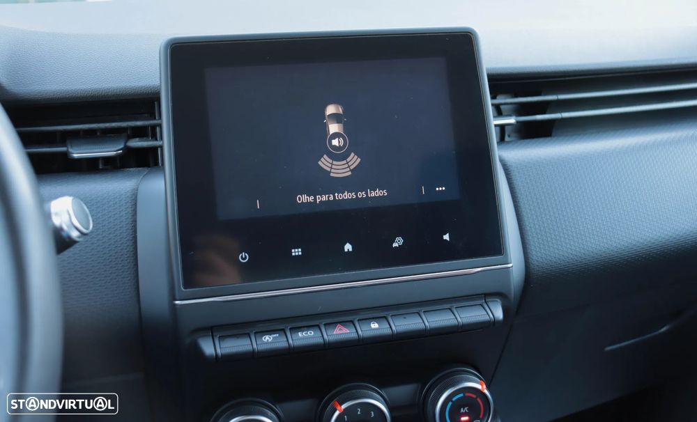 Renault Clio 1.0 TCe Limited Bi-Fuel - 16