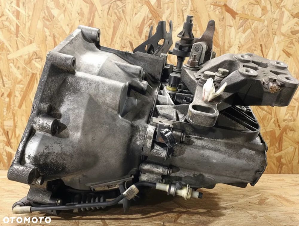 MANUALNA SKRZYNIA BIEGÓW PEUGEOT BOXER CITROEN JUMPER 2.0 HDi 96tyś - 20GP19 - 1