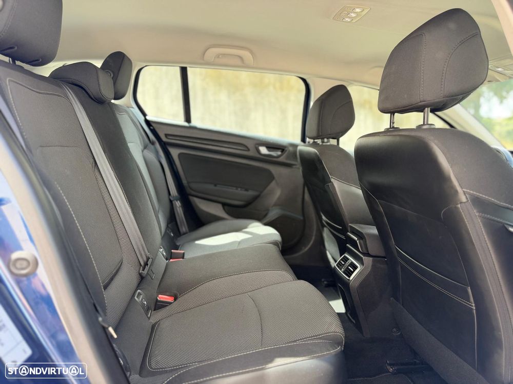 Renault Mégane Sport Tourer ENERGY dCi 110 EDC LIMITED - 26