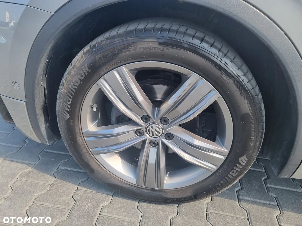 Volkswagen Tiguan 2.0 TDI SCR 4MotION DSG R-Line - 13