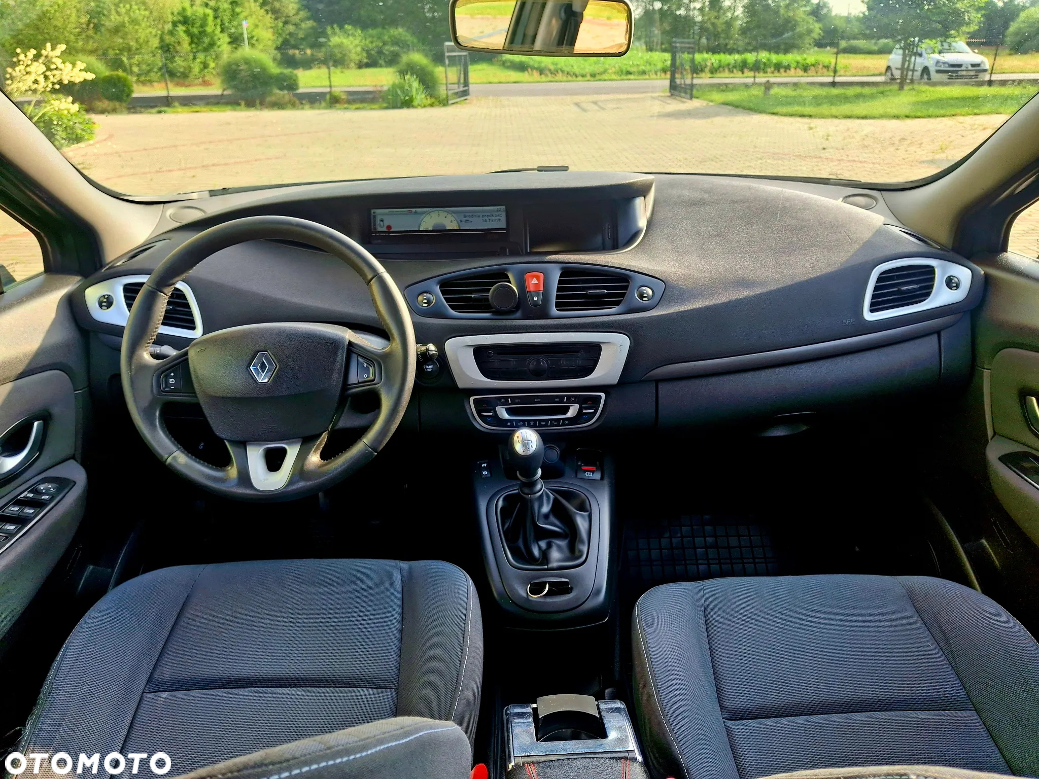 Renault Scenic 1.5 dCi Authentique - 19
