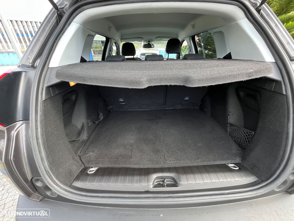 Peugeot 2008 1.5 BlueHDi Signature - 23