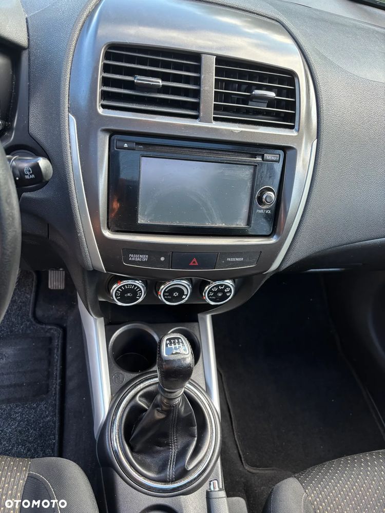 Mitsubishi ASX 1.8 DI-D 2WD Intense - 17