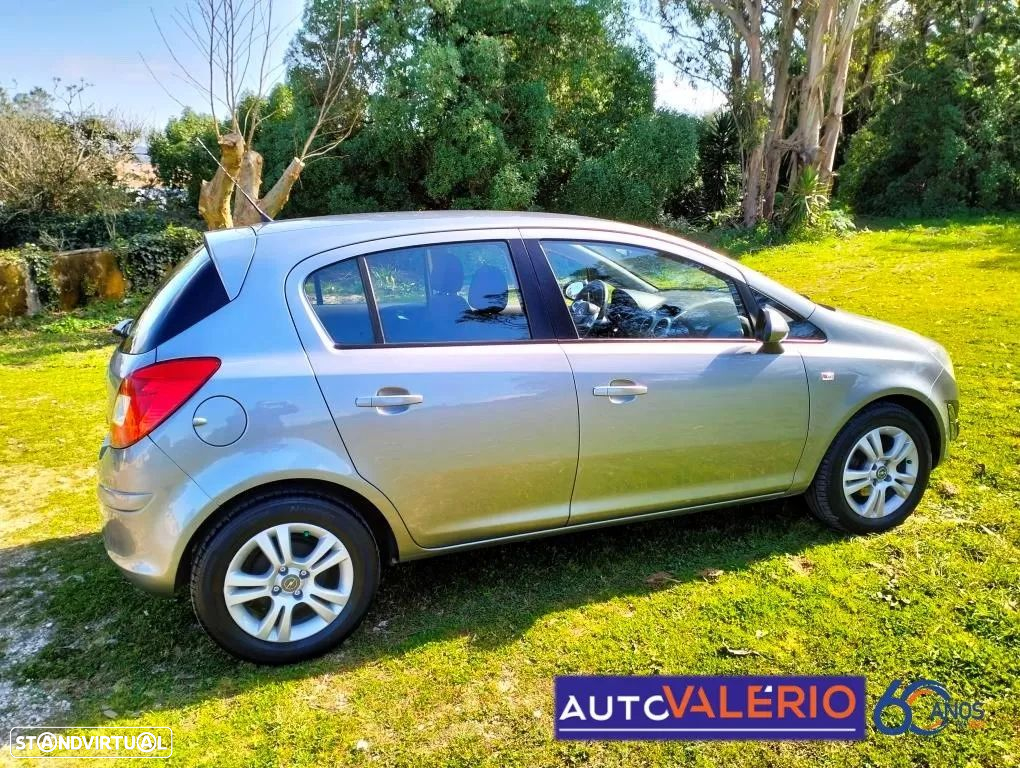 Opel Corsa 1.2 Enjoy - 6