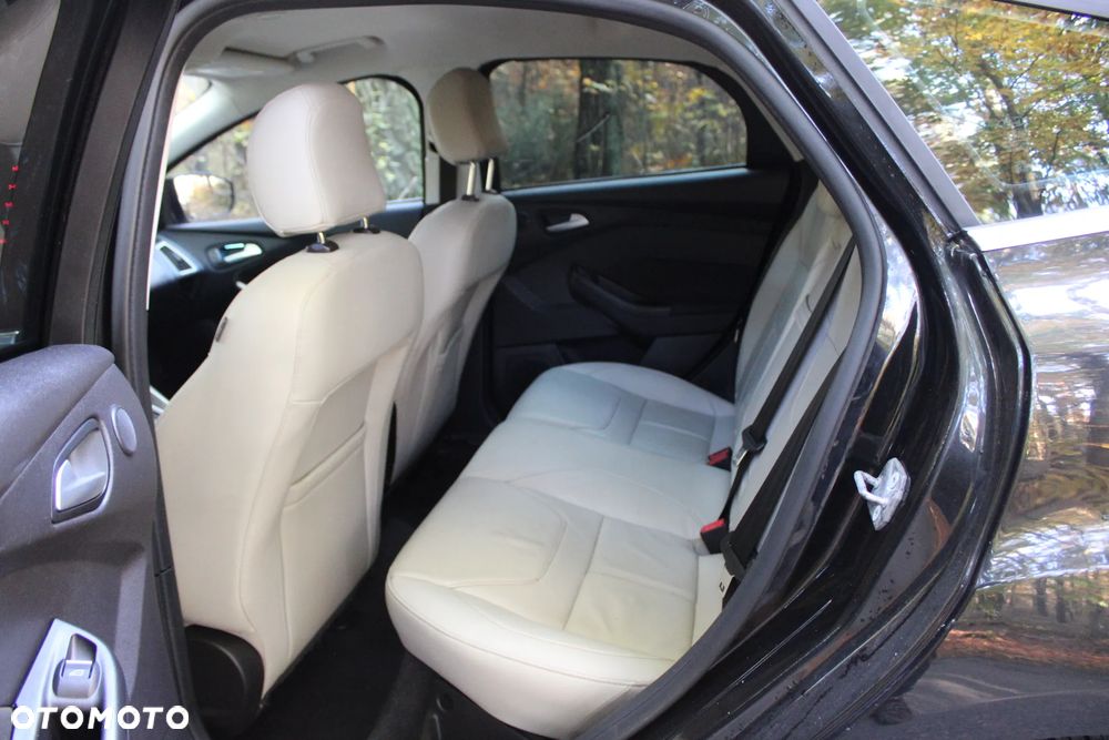 Ford Focus - 12
