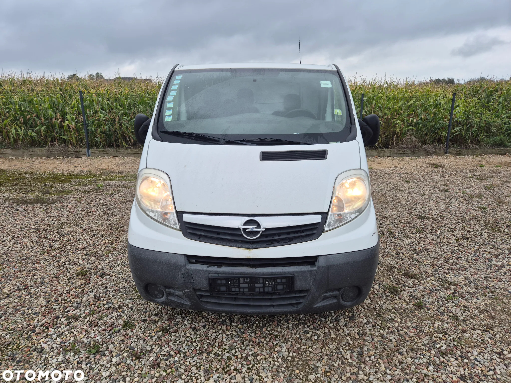 Opel Vivaro - 8