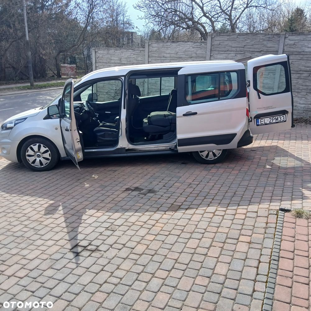 Ford Transit Connect - 8
