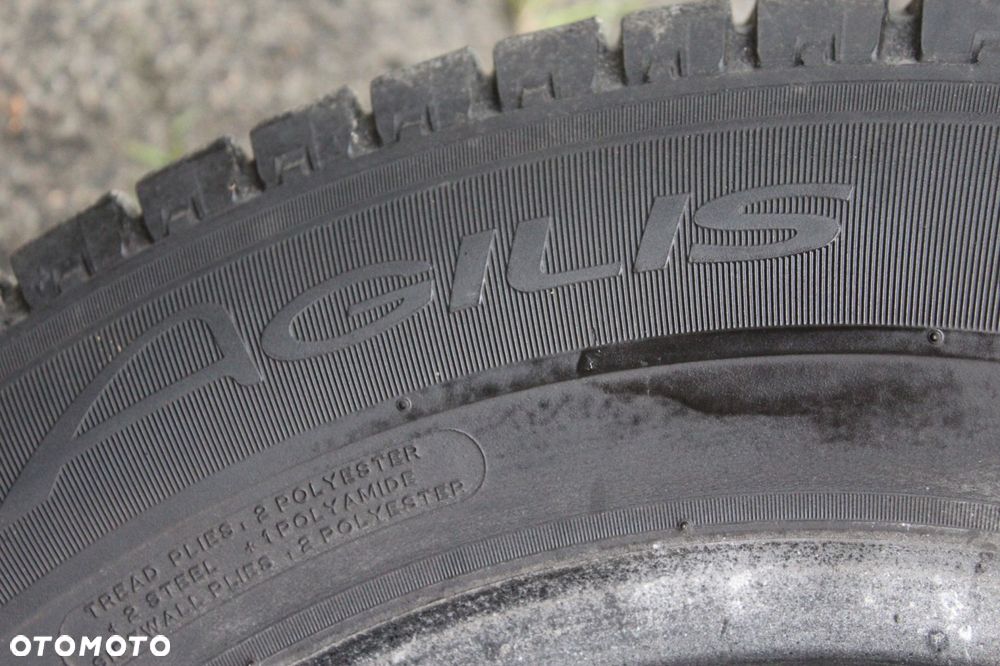 4x 215/65r16c michelin agilis 109/107t 18r 7,5mm - 8