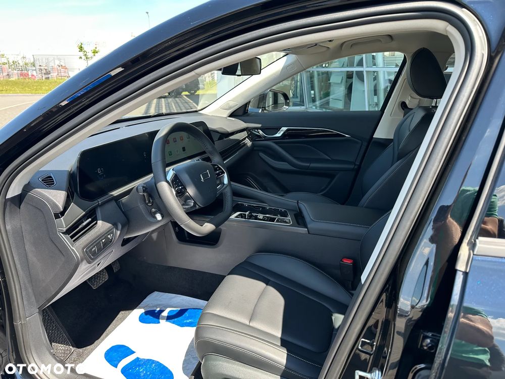 Bestune B70 2.0T Elegance - 7