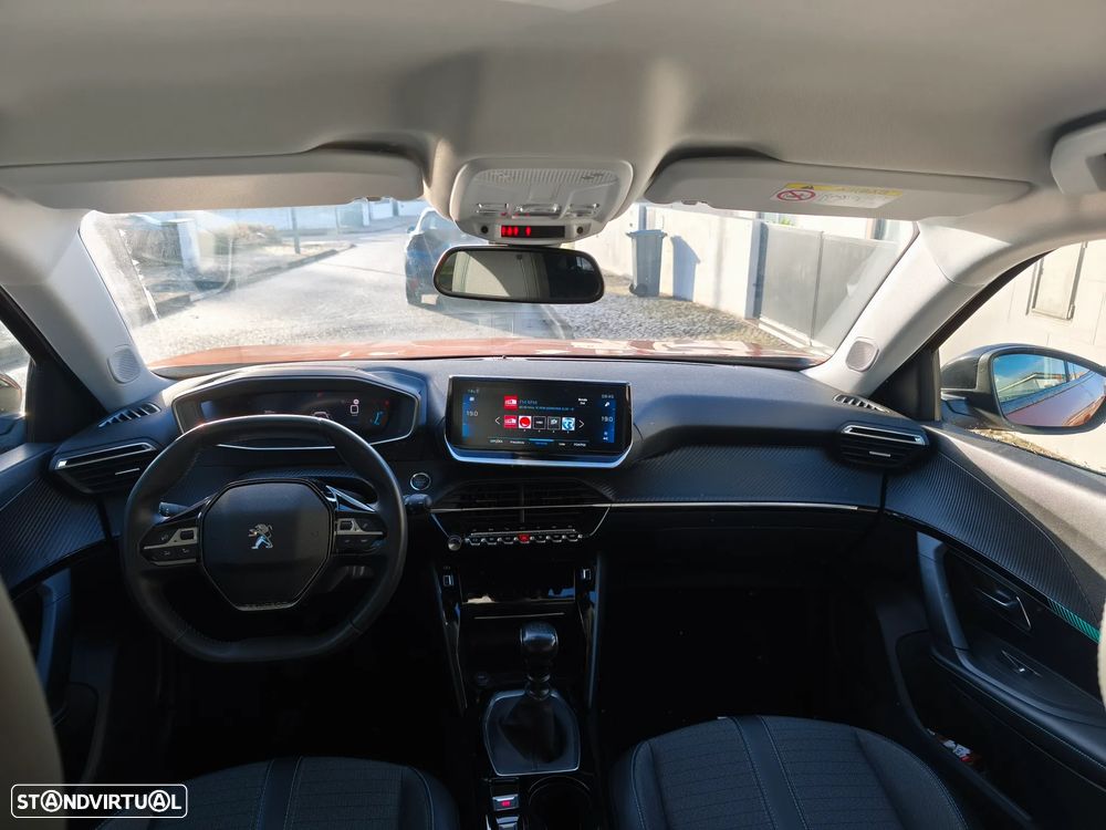 Peugeot 2008 1.2 PureTech Allure Pack - 5