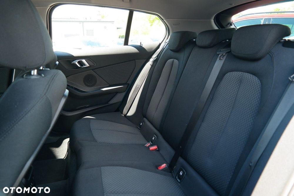 BMW Seria 1 - 13