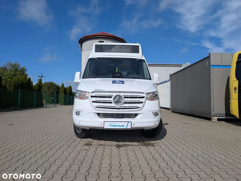 Mercedes-Benz Sprinter 517 - 9