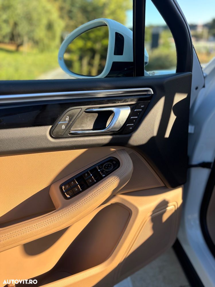 Porsche Macan PDK - 12